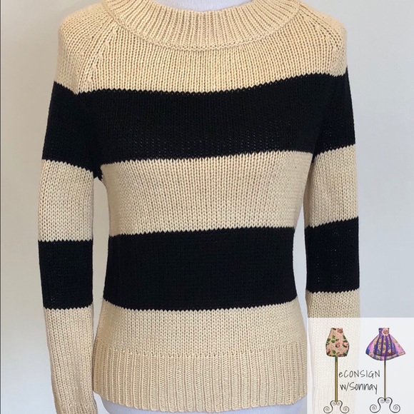 | GAP sweater | - Picture 3 of 4